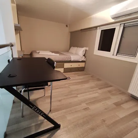 Kalamata City Loft Exterior photo